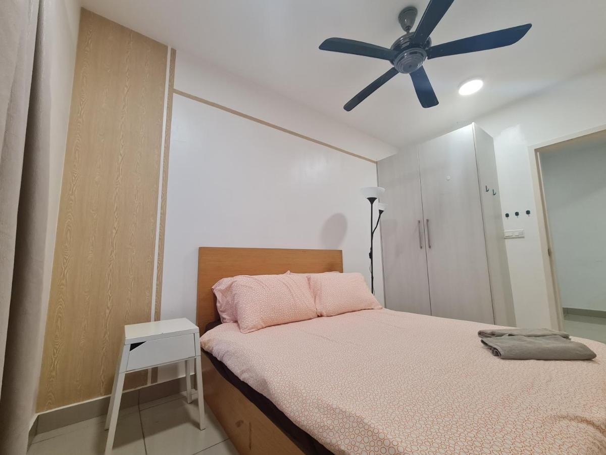 Lovely 3-Bedroom Serviced Apartment @ Cyberjaya Luaran gambar